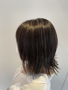 ティータ(teeta) 地毛ハイライト