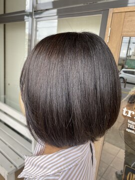 トリニティ(trinity) ショート艶髪グレージュ髪質改善【豊見城　糸満　南風原】