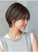 グレージュカラーショートフルバンク似合わせカットイメチェン