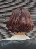 バーガンディーレッドがよくお似合いです