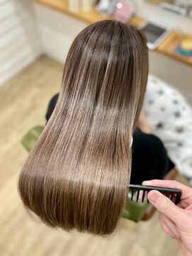グリーンルームセカンド 結城店(GREEN ROOM. 2nd) シフォンベージュ/髪質改善/縮毛矯正/結城/ナチュラルレイヤー