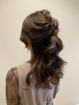 ニシオギ ヴォイス 西荻窪店(nishiogi voice) 大人かわいい　編み込みエアリーカール　うる艶ブラウンカラー