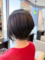 エムタニグチブランシェ(M.TANIGUCHI Branche') 前下がりグラデーションボブ