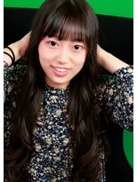 アンアタッシュ(UNE ATTACHE) 深みのなかに、静かにきらめく◎ダークグレージュ艶ロング