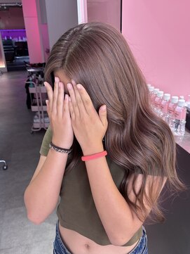 ダズリングディア(Dazzling Deer) オリーブグレー/寒色ベージュ/グレージュ/シルバージュ/艶髪