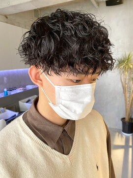 エリマ 横浜西口(elima) 横浜西口スペインカールツイストパーマフェードフリンジカット