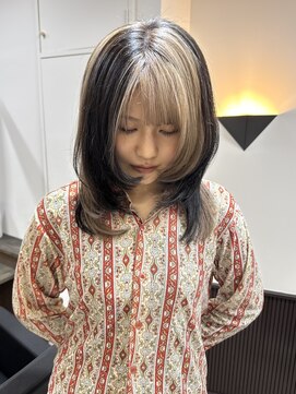 シクネ 新潟駅 万代(SHICUNE) 【新潟駅前】ミディアムレイヤー　レイヤー　ブロックカラー