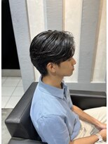 クーラアオヤマ(Cura Aoyama) センターパート/毛流れパーマ/毛流れ縮毛矯正/メンズカット