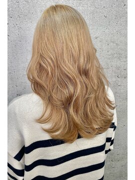 スライバイリアオオサカ(Sly By Ria OSAKA) ミルクティーベージュ【大阪】【梅田】