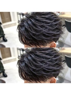 アイトーキョープラスシー 横浜(AI TOKYO+Sea) 横浜/高島町/フェザーパーマ/毛流れパーマ/センターパート