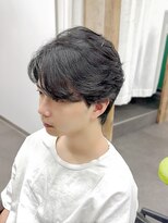 シープドッグ(SHEEP DOG)&nbsp;ニュアンスフェザー　福岡大学　初パーマ　清潔感が出る髪型