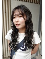オリ(oli)&nbsp;大阪　梅田　ロングパーマ
