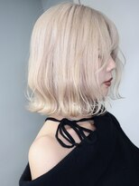 プネル(punel)&nbsp;原宿　ホワイトブロンド　ケアブリーチ2回　レイヤーボブ