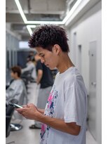 エイト ソル 博多筑紫口店(EIGHT sol) 【スパイキーショート×ワインレッド】