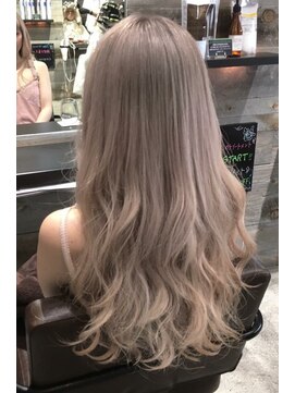 トルネード(TORNADO) ホワイトベージュ グラデーション グレージュ