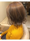 キャメルベージュ