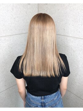 ファン(FUN.) ダブルカラー×ブロンド