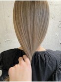 大人可愛い透明感ハイライトハイトーンベージュ