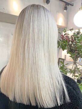 ビートス(BEAT S) 【BEAT S】　ルーツカラー/ケアブリーチ/伏見/矢場町/栄