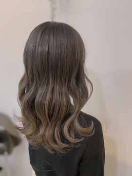 ヘアープロデュース ラピセット 松山(Lapset) 20代30代大人可愛い髪質改善カラーグレージュ透明感ウェーブ巻き