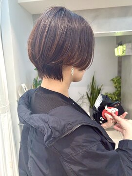 ヴェイン 渋谷(vain) 暖色系カラー大人かわいいショート　ハンサムショート