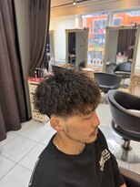 アイズ 海老名(AIZU)&nbsp;ツイストスパイラルパーマ　波巻きパーマ　スペインカール　眉毛