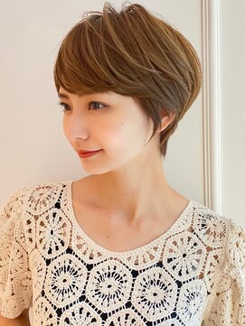 アイスバーグ(eyesburg) 大人マッシュショート／丸みショート／イメチェン／30代40代50代