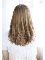 シュシュット(chouchoute)&nbsp;ワンレンボブルフ小顔ネビージュブリーチ縮毛矯正黒髪質改善/168