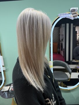 ルフレ 新宿歌舞伎町店(Reflet) ダブルカラー/ホワイトカラー