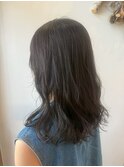赤みを抑えて柔らかさと透明感《スモーキーベージュ》
