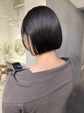 小顔黒髪オリーブグレーココアベージュボブ髪質改善ブリーチ新宿