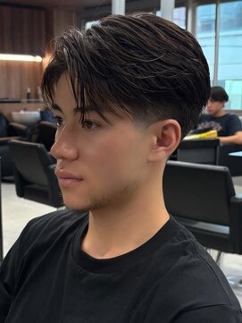 エルマーク 松山(L-MARK) センターパート/ニュアンスパーマ/フェザーパーマ/men's