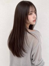 ミロアヴィタ 平尾(miroa vita)&nbsp;レイヤーカット 20代 ロングレイヤー 顔周りレイヤー 艶髪