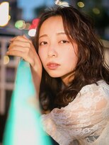 ベレッタ ネヤガワ(veretta. neyagawa)&nbsp;アッシュブラウン/透明感カラー/センターパート/ラフウェーブ