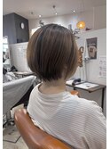 大人女性のショートスタイル
