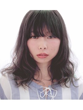 カットアンドリラクゼーションナチュラル アッシュ＆ストカール