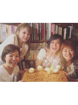 長年第一線で活躍する頼れる女性スタイリストが在籍♪女性ならではの観点があなたの不安を解消します！