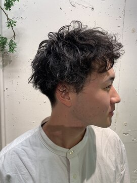 エル(EL by green) 【MITSU】アップバングショートレイヤー×ツーブロック