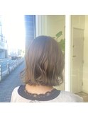 切りっぱなし外ハネスタイル