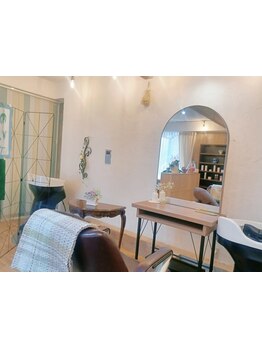 落ち着いた上質空間となっております。【逆瀬川駅から徒歩30秒】