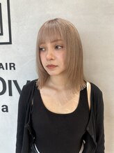 アーティック ヘア ディーヴァディーヴォ テスタ(ARTIC HAIR DIVA DIVO TESTA) ホワイトベージュ【SAHO】