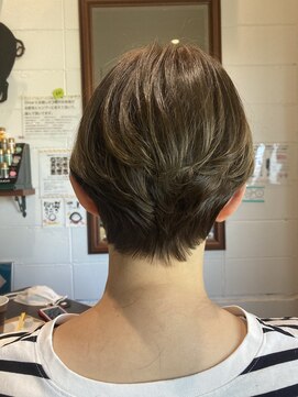 チアー ヘアリラクゼーション(cheer HAIRRELAXATION) カーキショート