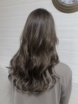 エニィ 池袋西口(Any) 黒髪/グレーベージュ/レイヤーロング/前髪パーマ/池袋