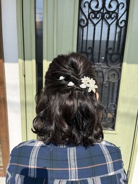 ルフレ(Reflet) 結婚式やパーティーに！ゆるふわハーフアップ