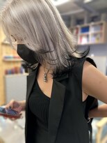 リノショアーズ 元町店(RINOSHORES)&nbsp;20代30代大人可愛いトリプルカラーブリーチハイトーンカラー