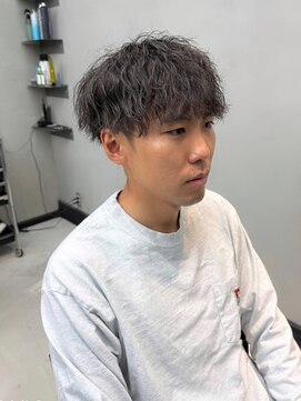 ネオン(NEON) ツイストスパイラルパーマ