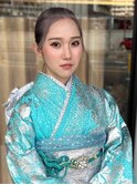 ヘアアレンジ　へアセット　タイトローポニー　シルバーグレー
