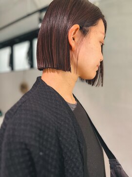 ディスアンドザット あびこ店(THIS&THAT) Hair by ryu【モードボブ　きりっぱなし　ボルドーブラウン】