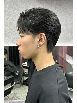 スライバイリアオオサカ(Sly By Ria OSAKA) ～センターパートウルフ～【大阪】【梅田】