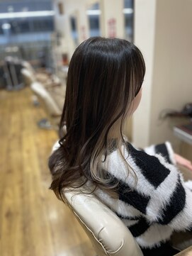 シーループユナイテッドアトリエ(C-LOOP UNITED ATELIER) グレージュカラー/インナーカラー【高濃度水素カラー】